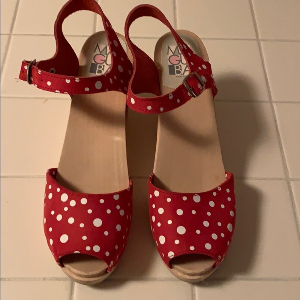 Newish Maguba Clogs